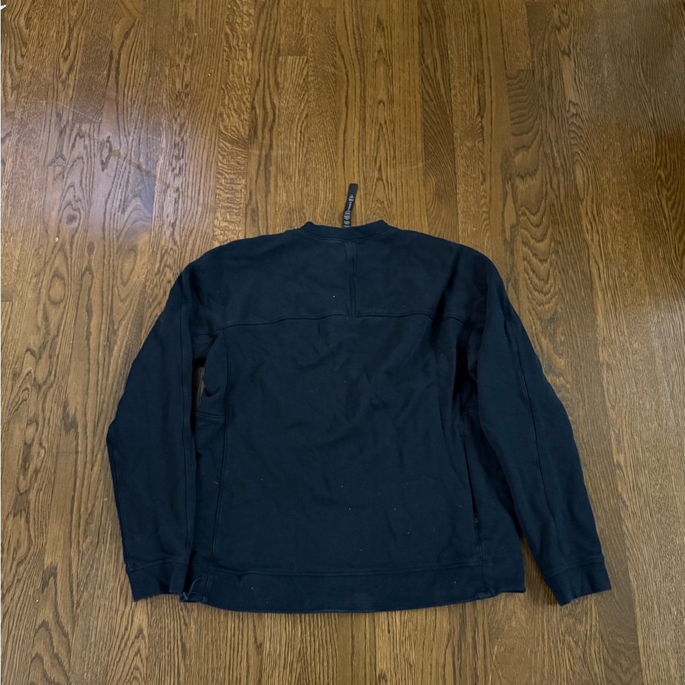 Men’s Lululemon crewneck sweatshirt Large